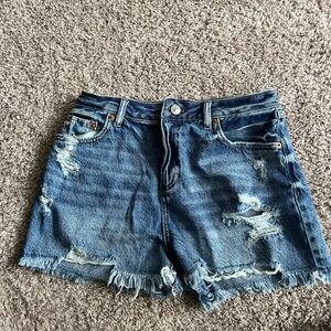 house of Harlow Jean shorts